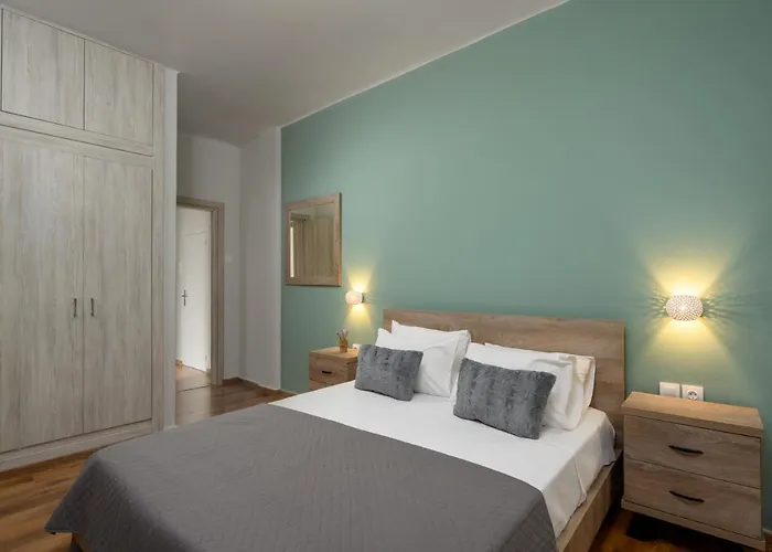 Townhall Apartment's Rhodes City